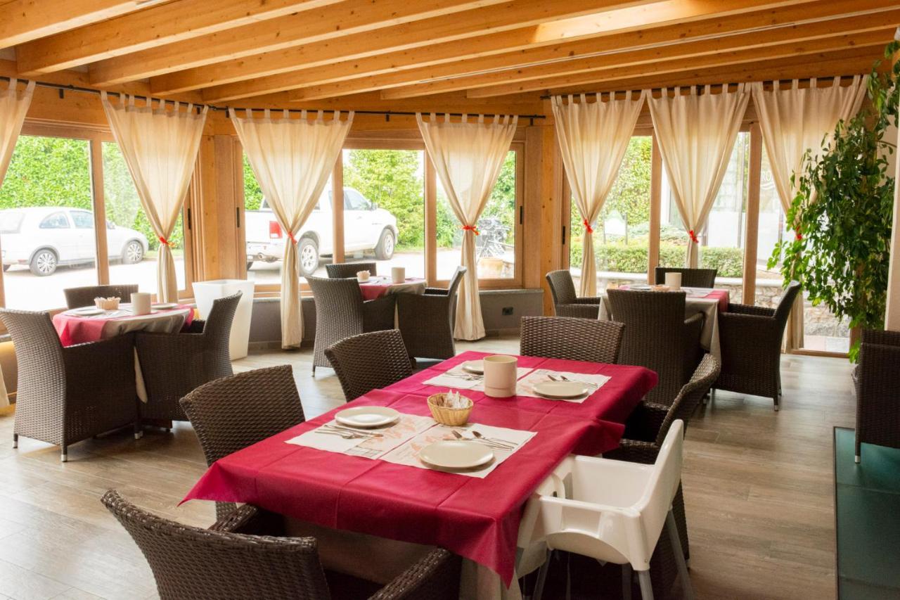 Hotel Bungalows Europa Domaso Eksteriør billede