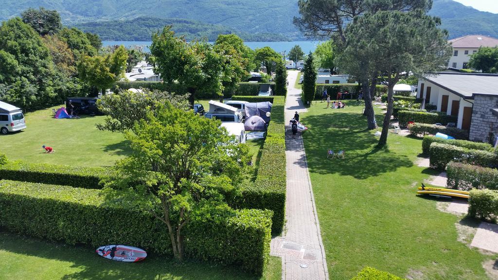 Hotel Bungalows Europa Domaso Eksteriør billede